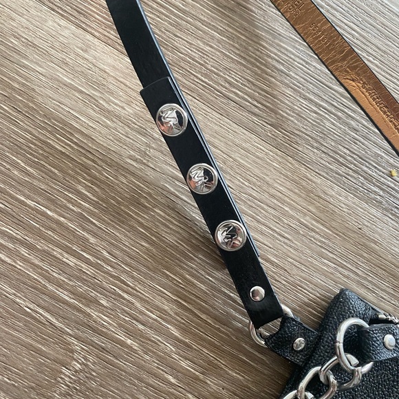 Michael Kors fanny pack - Picture 4 of 4